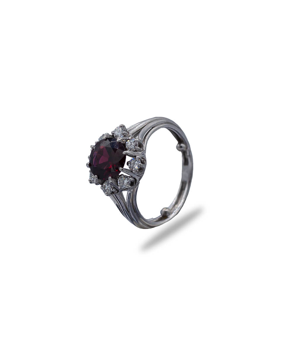 Roseta antigua con granate y brillantes - Riviere Joyeros